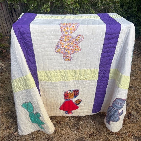 Vintage Other - Vintage Handmade Sunbonnet Sue Colorful Patchwork Quilt with Appliqué